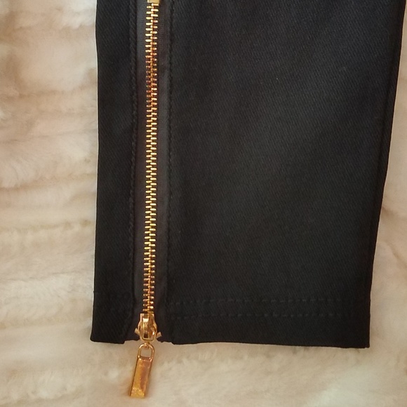 LAST ONE!  NWT Black Ankle Zip Moto Leggings S/M - Picture 7 of 8